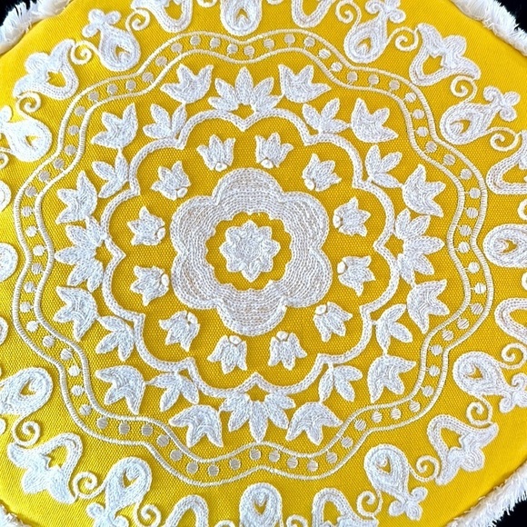 NWOT Target Yellow & White Tufted & Embroidered Feather Pillow - Picture 2 of 5